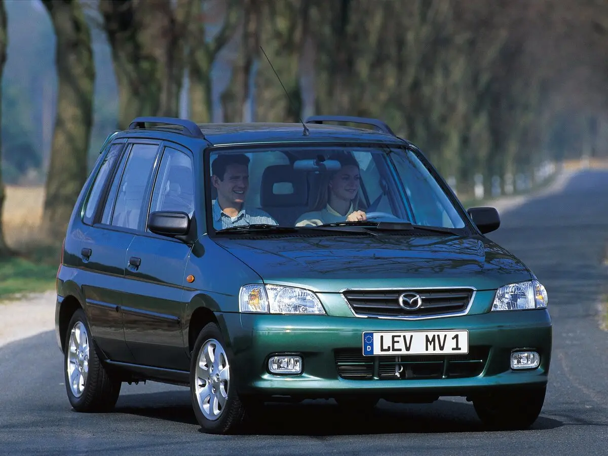 Mazda Demio I (DW) Хэтчбек 5 дв. — фото 3