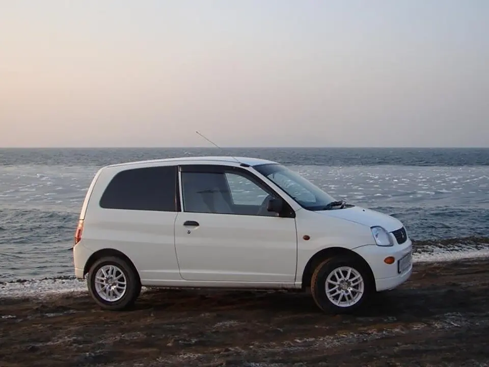 Mitsubishi Minica VIII Хэтчбек 3 дв. — сүрөт 2