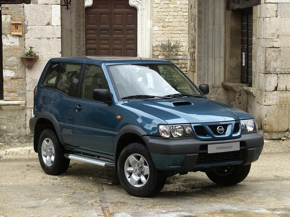 Nissan Terrano II Рестайлинг 2 Внедорожник 3 дв.
