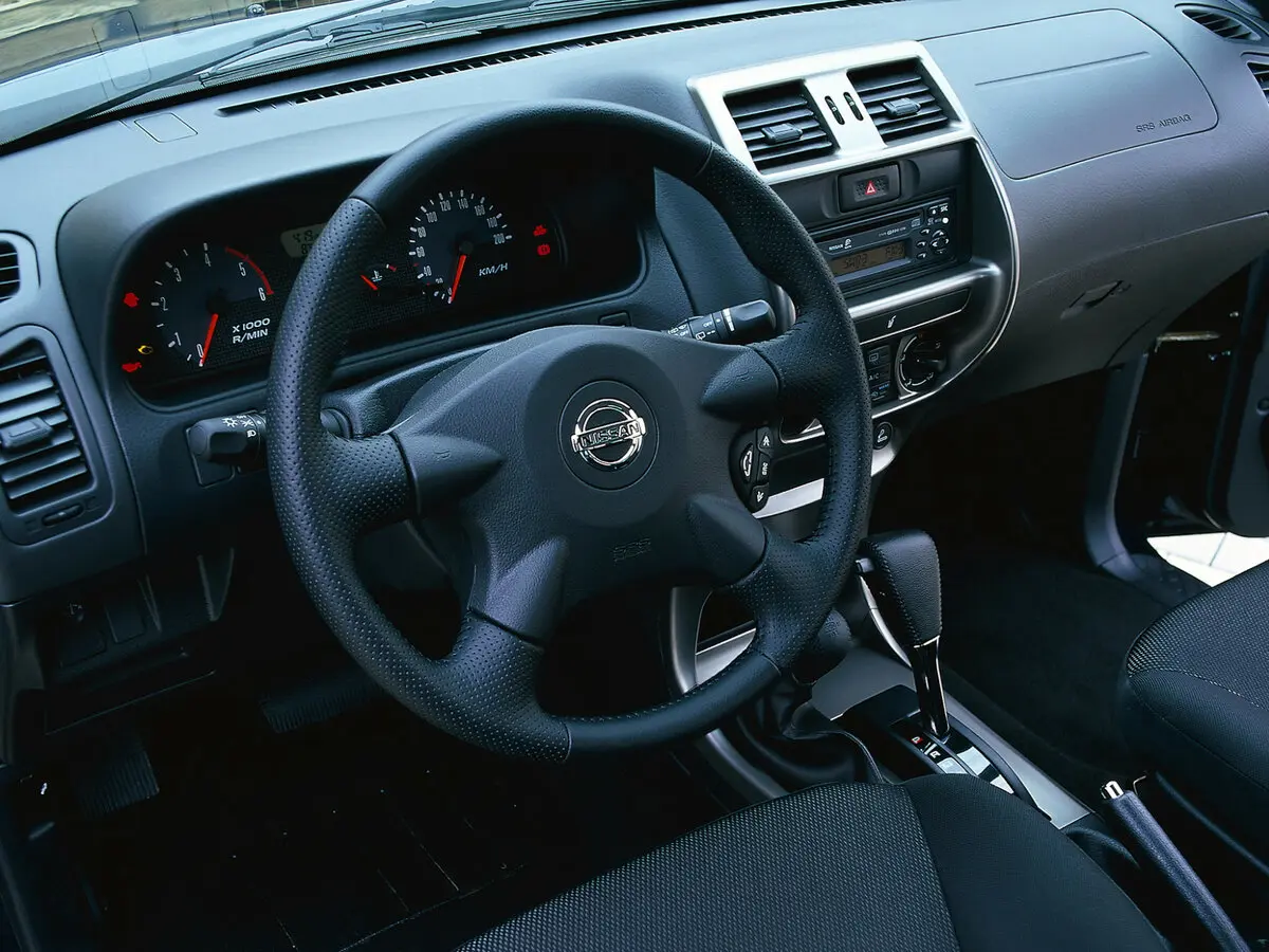Nissan Terrano II Рестайлинг 2 Внедорожник 3 дв. — сүрөт 10