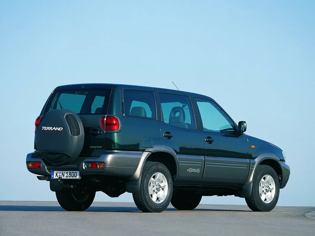 Nissan Terrano II Рестайлинг 2 Внедорожник 5 дв. — photo 4