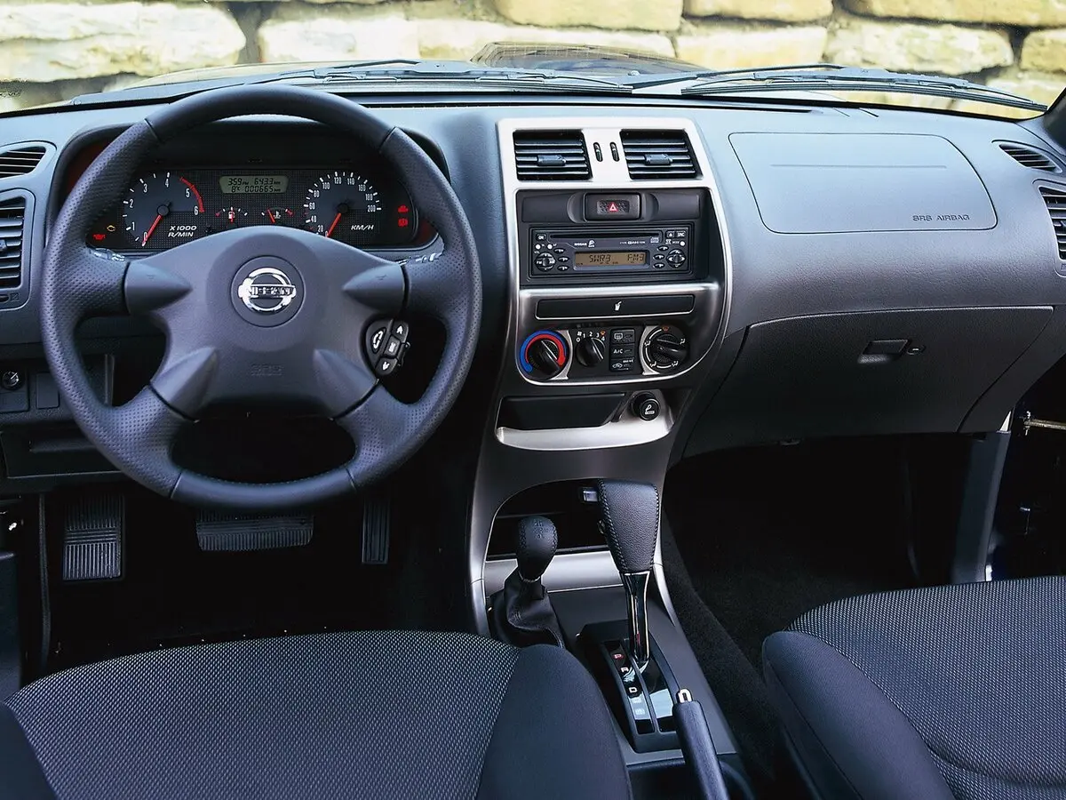 Nissan Terrano II Рестайлинг 2 Внедорожник 5 дв. — photo 5