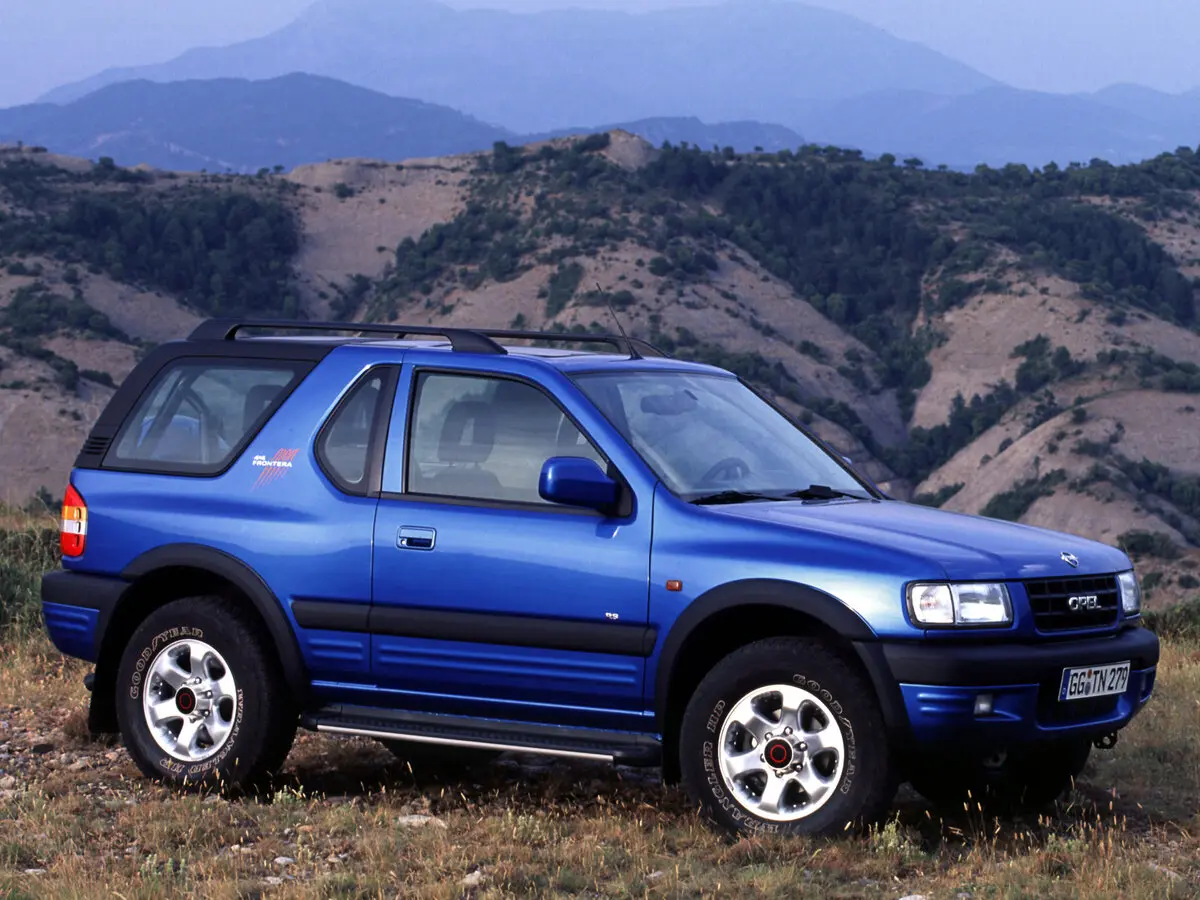 Opel Frontera B Внедорожник 3 дв.