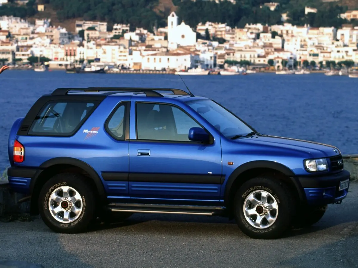 Opel Frontera B Внедорожник 3 дв. — фото 2