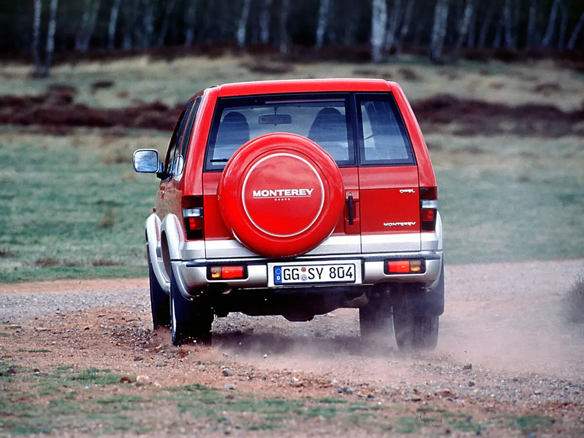 Opel Monterey A Внедорожник 3 дв. — фото 4