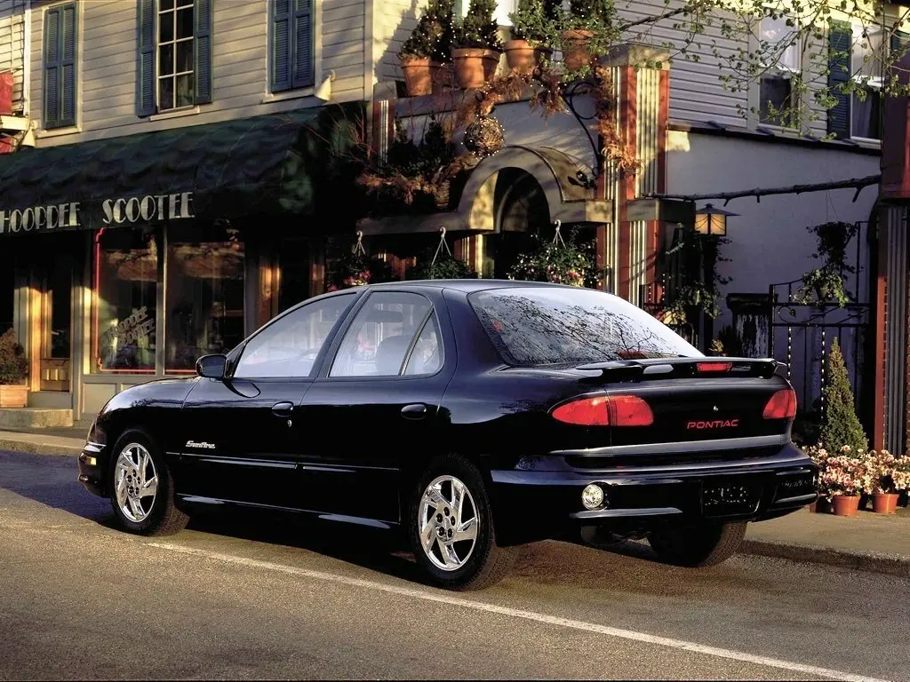 Pontiac Sunfire 1995 – 2005 Седан — сүрөт 2