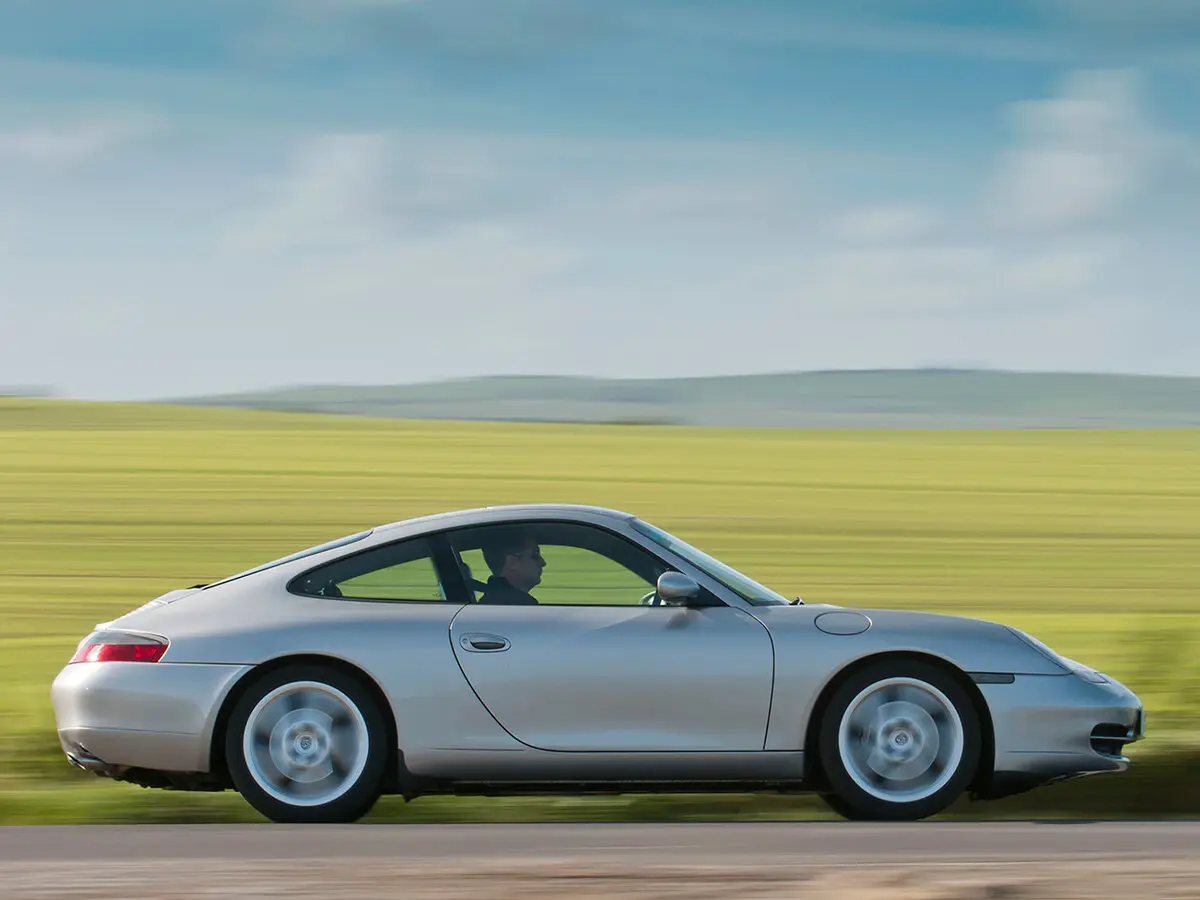 Porsche 911 V (996) Купе — сүрөт 2