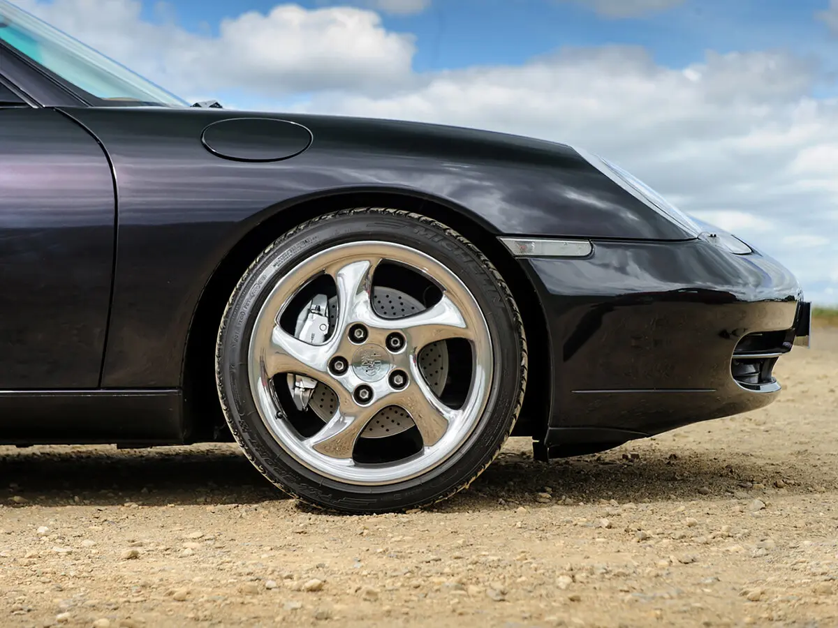 Porsche 911 V (996) Купе — сүрөт 8