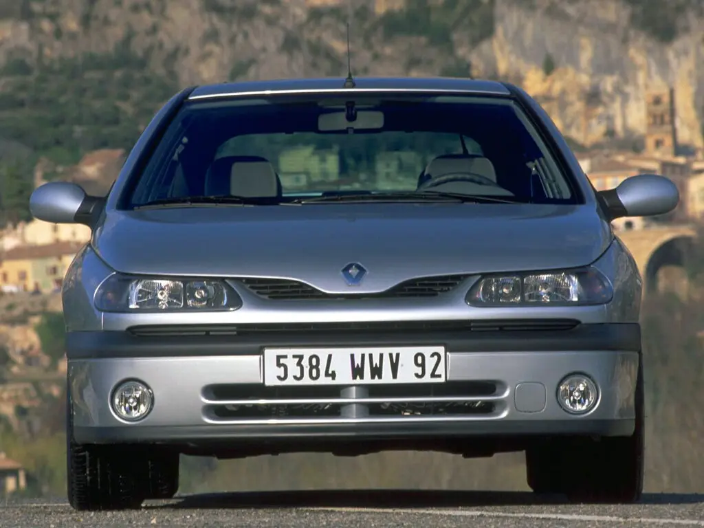 Renault Laguna I Лифтбек — сүрөт 4