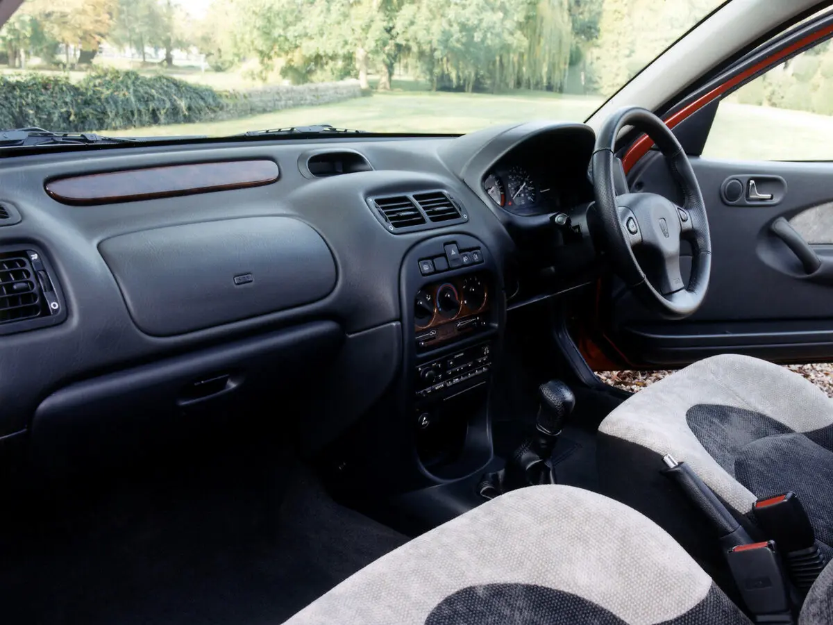 Rover 200 III (R3) Хэтчбек 3 дв. — photo 5
