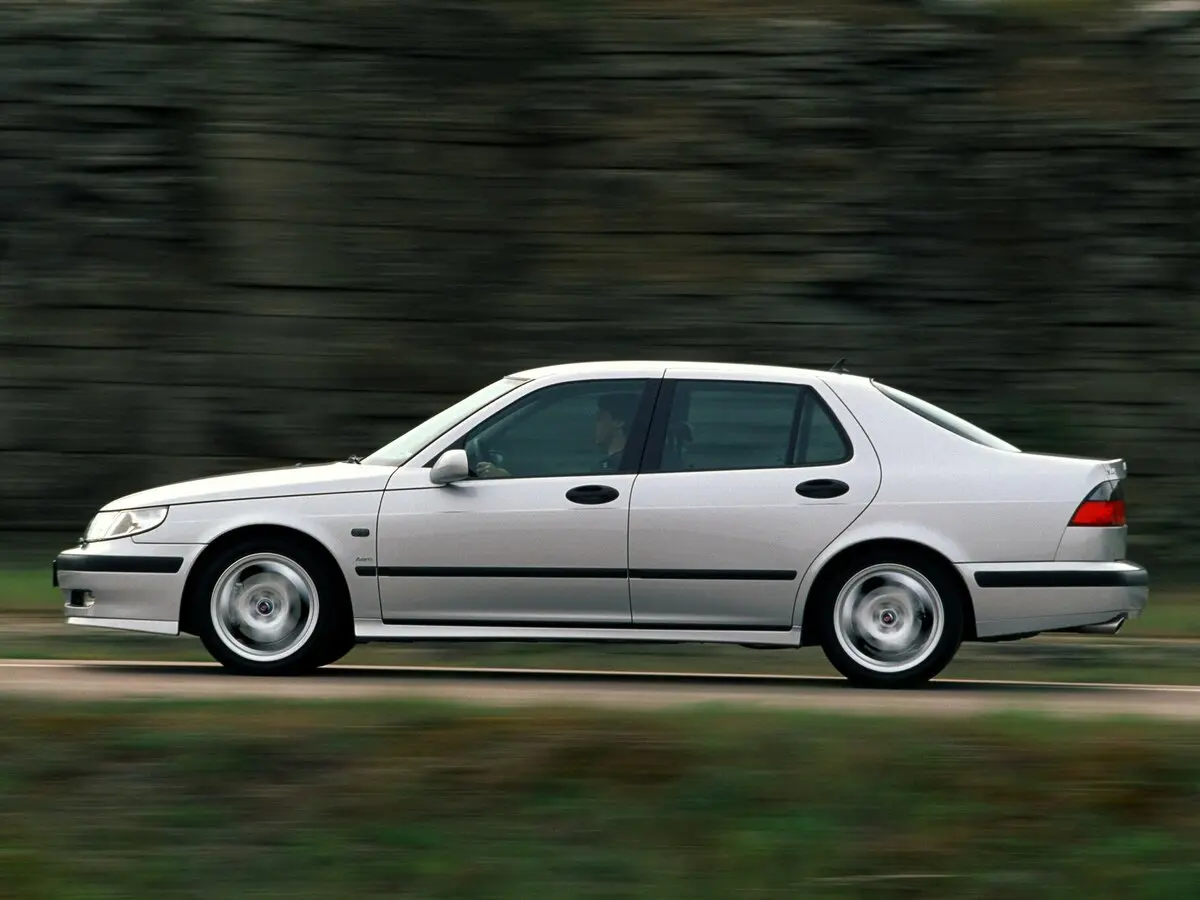 Saab 9-5 I Седан — 照片 2