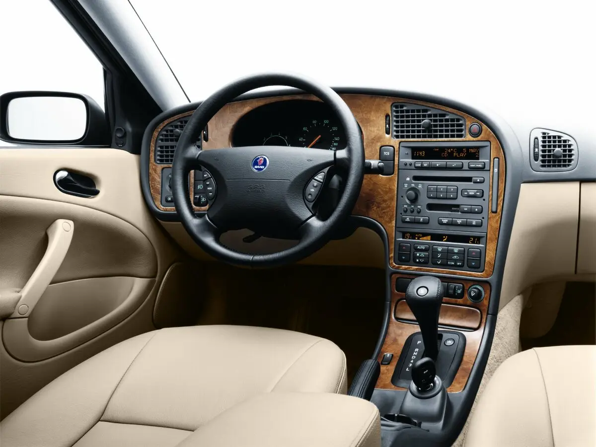 Saab 9-5 I Универсал 5 дв. — 照片 6