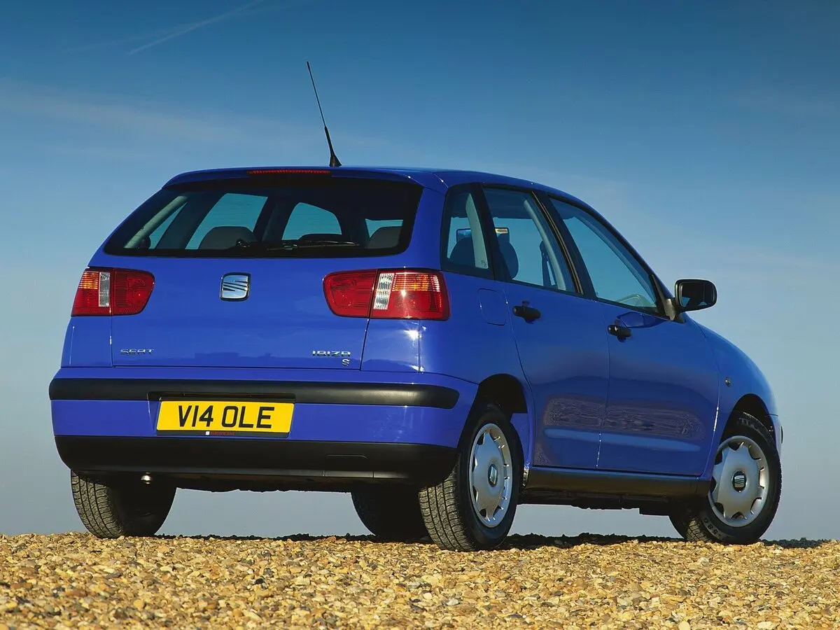 SEAT Ibiza II Рестайлинг Хэтчбек 5 дв. — 照片 3