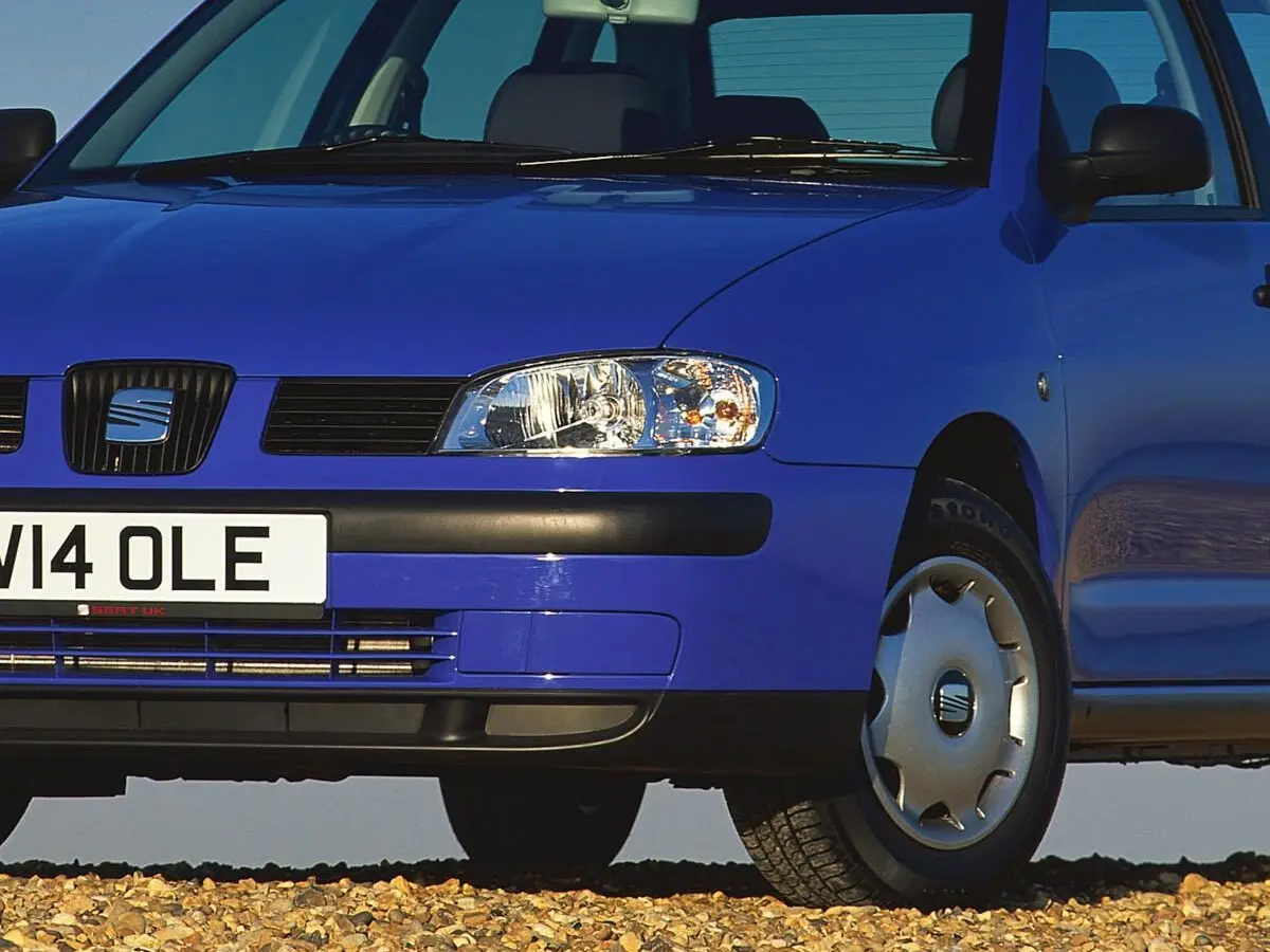 SEAT Ibiza II Рестайлинг Хэтчбек 5 дв. — 照片 4