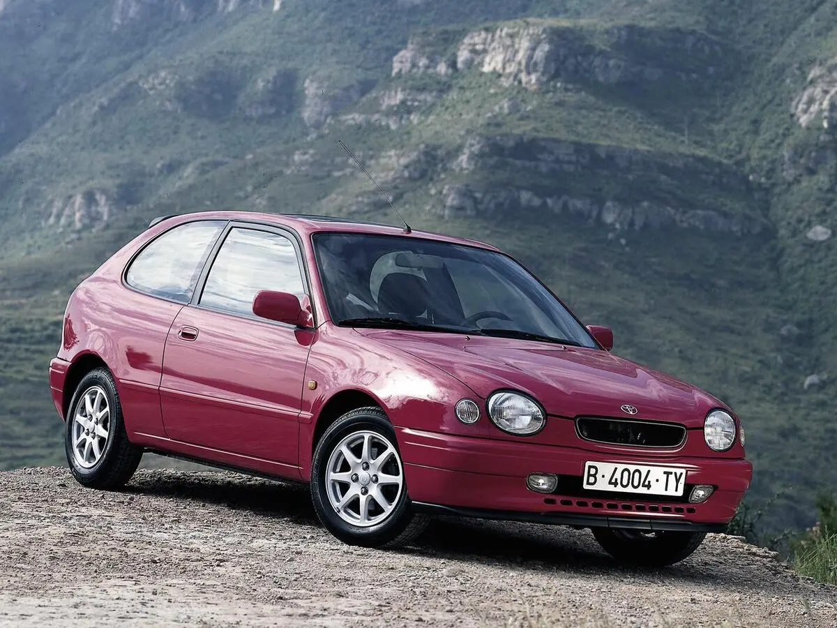 Toyota Corolla VIII (E110) Хэтчбек 3 дв.