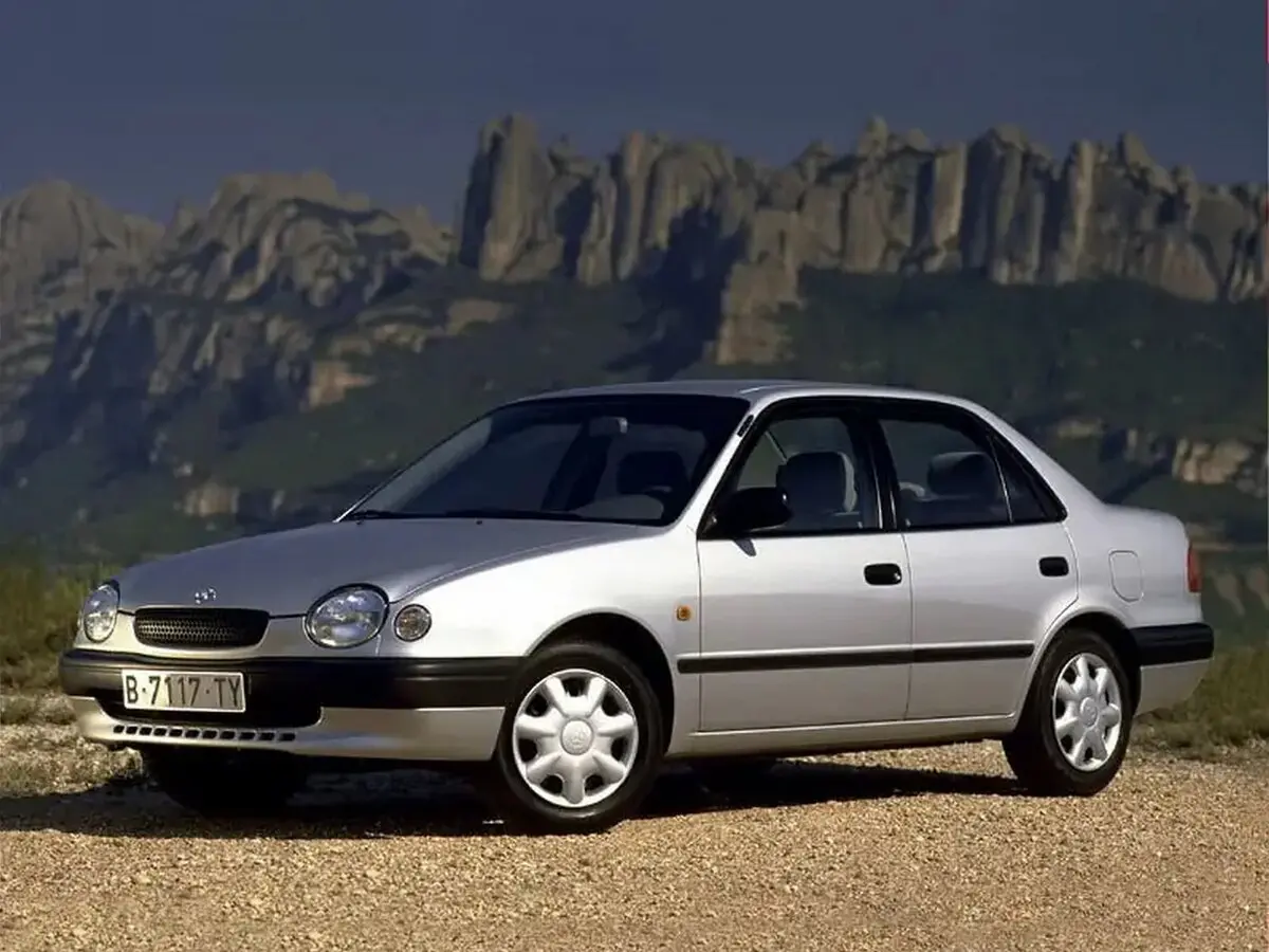 Toyota Corolla VIII (E110) Седан — фото 2