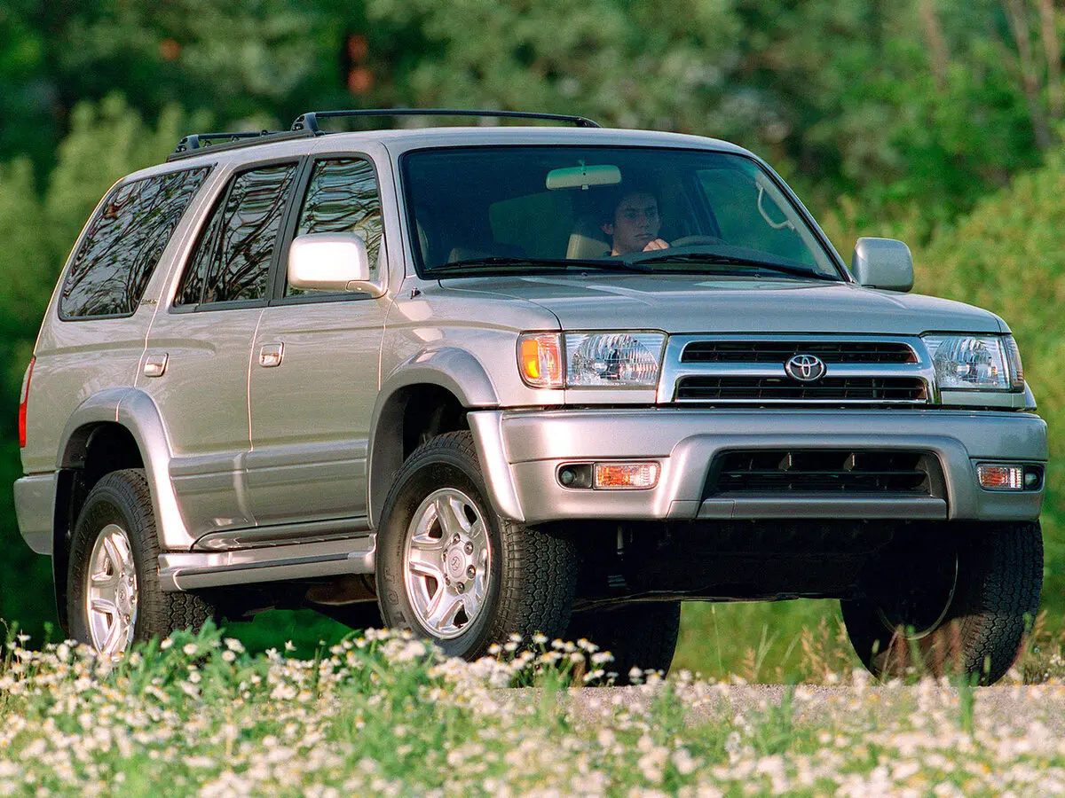 Toyota 4Runner III Внедорожник 5 дв. — фото 3