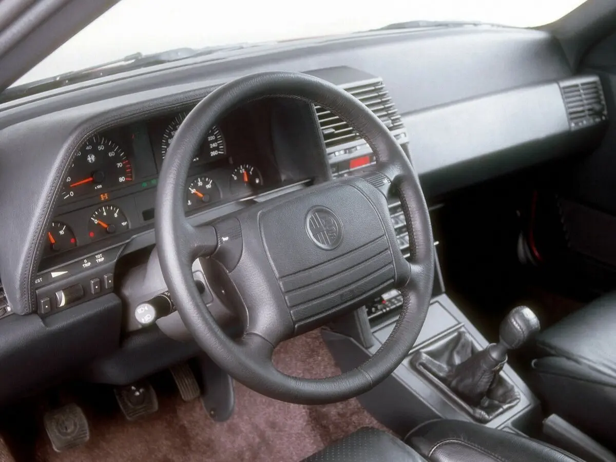 Alfa Romeo 164 I Рестайлинг Седан — сүрөт 8