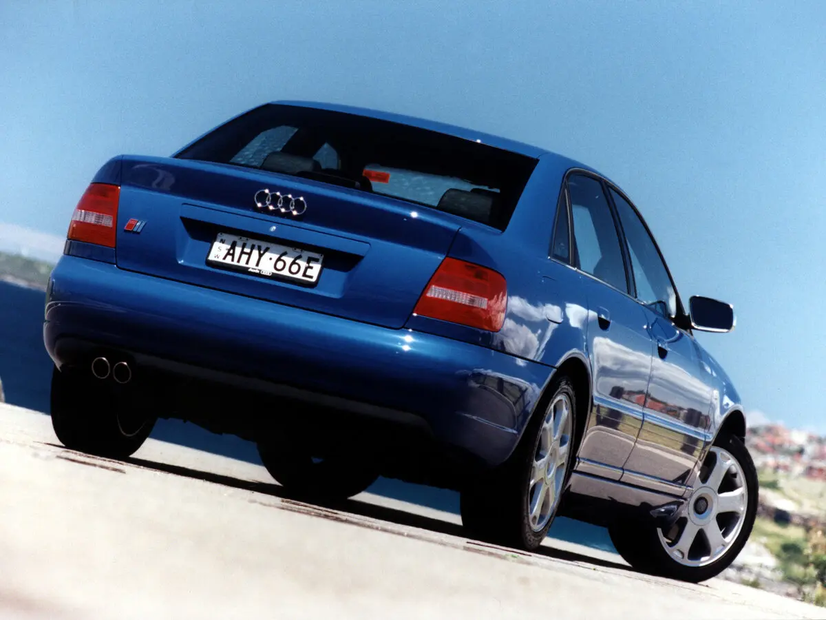 Audi S4 I (B5) Седан — сүрөт 5