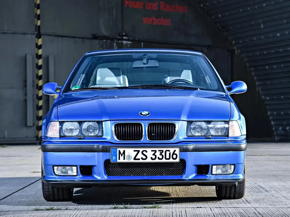 BMW M3 II (E36) Седан — сүрөт 3