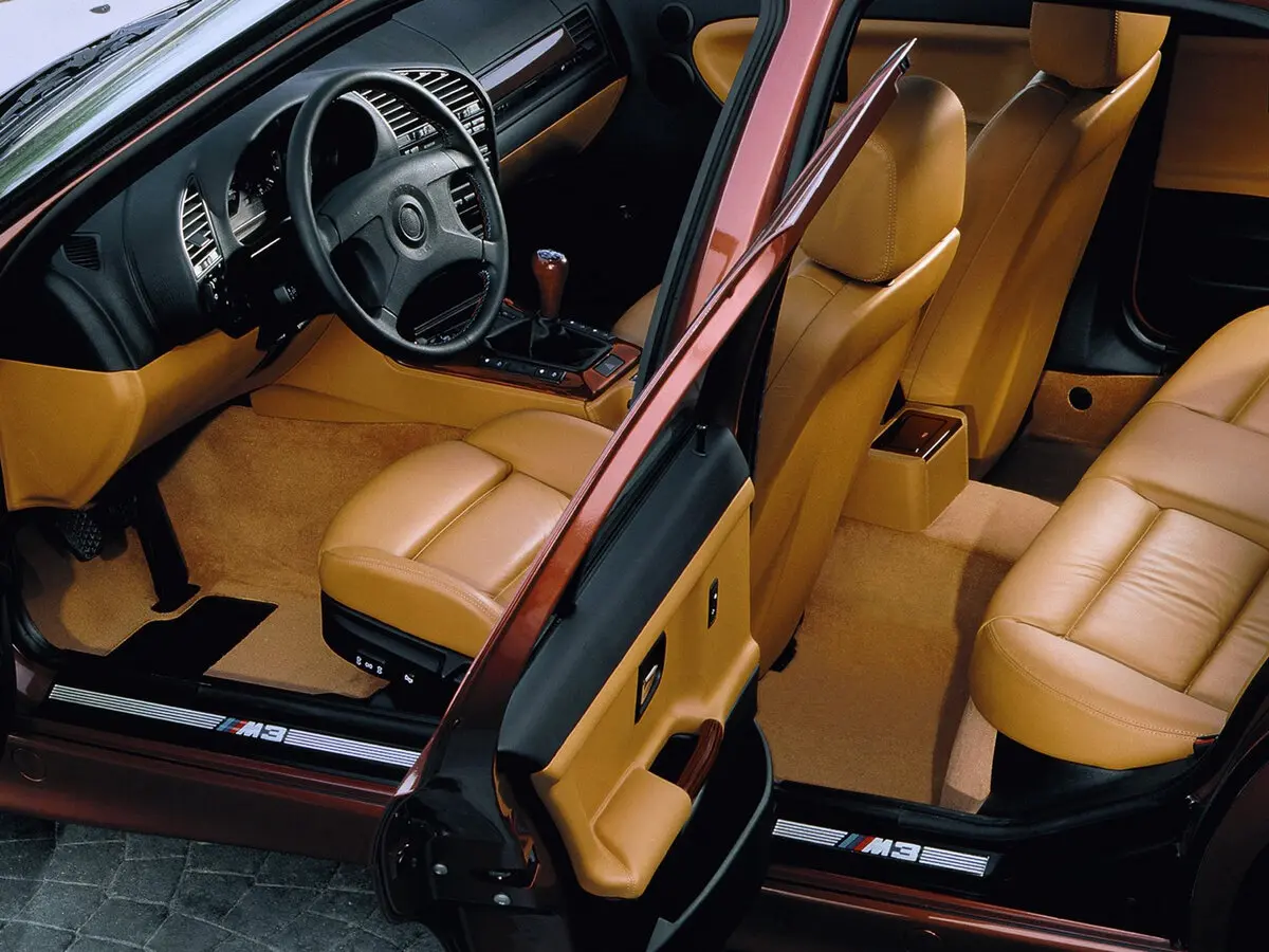 BMW M3 II (E36) Седан — сүрөт 11
