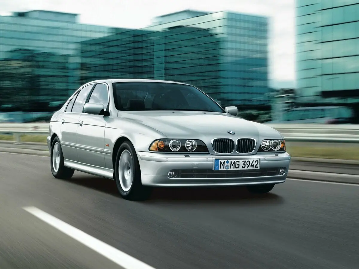BMW 5 серии IV (E39) Рестайлинг Седан