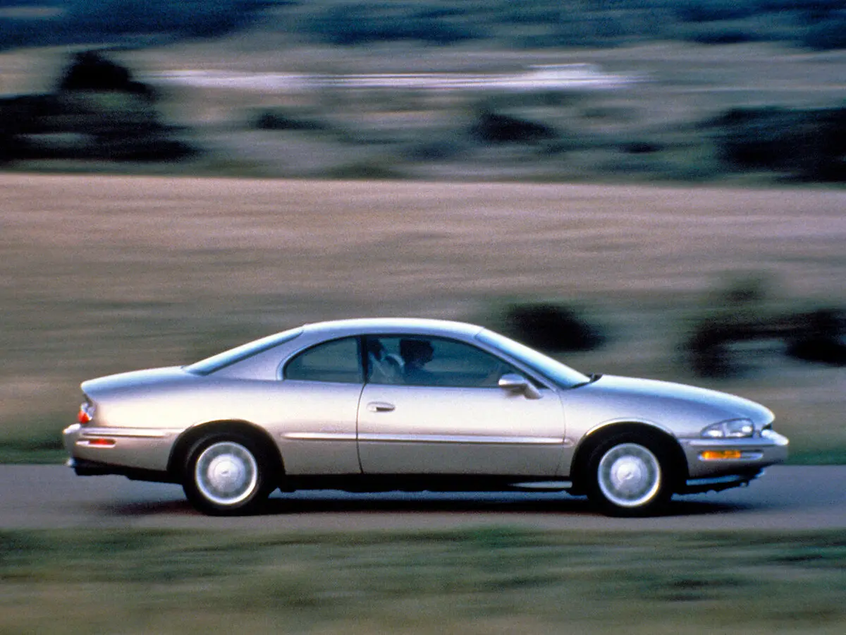 Buick Riviera VIII Купе — 照片 2