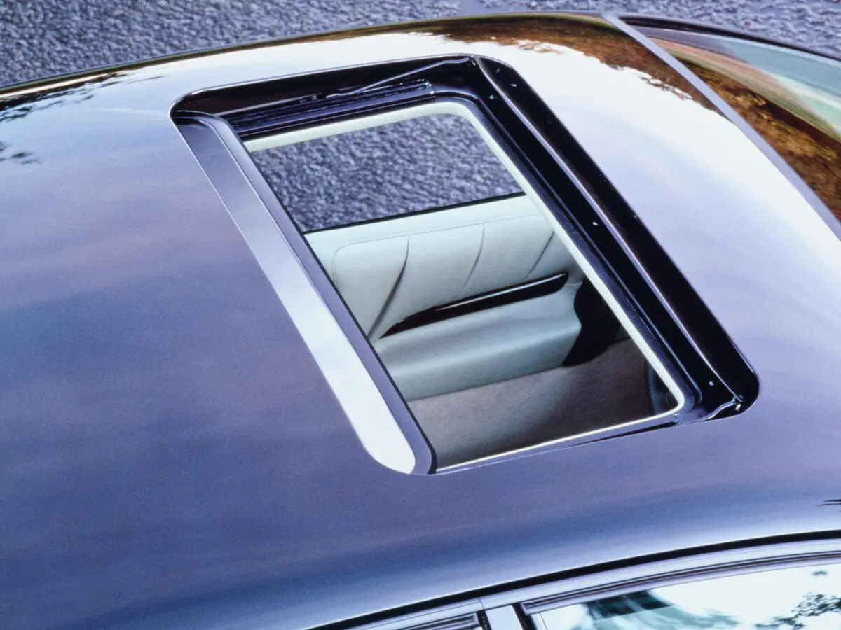 Cadillac Catera 1996 – 2001 Седан — сүрөт 8
