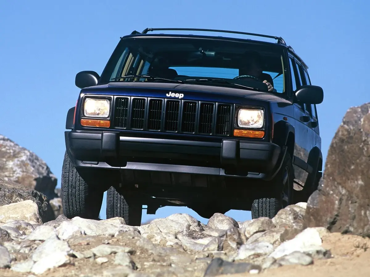 Jeep Cherokee II (XJ) Рестайлинг Внедорожник 5 дв. — сүрөт 3