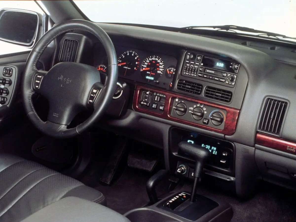 Jeep Grand Cherokee I (ZJ) Рестайлинг Внедорожник 5 дв. — сүрөт 4