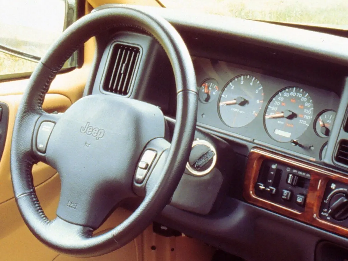 Jeep Grand Cherokee I (ZJ) Рестайлинг Внедорожник 5 дв. — сүрөт 6