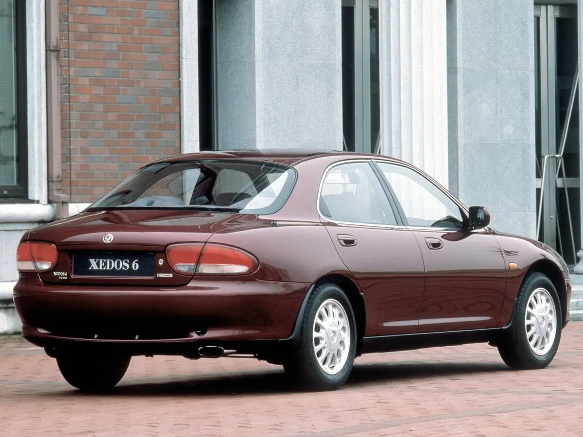 Mazda Xedos 6 1992 – 2000 Седан — сүрөт 5