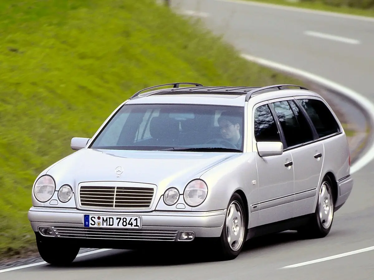 Mercedes-Benz E-Класс II (W210, S210) Универсал 5 дв. — фото 3