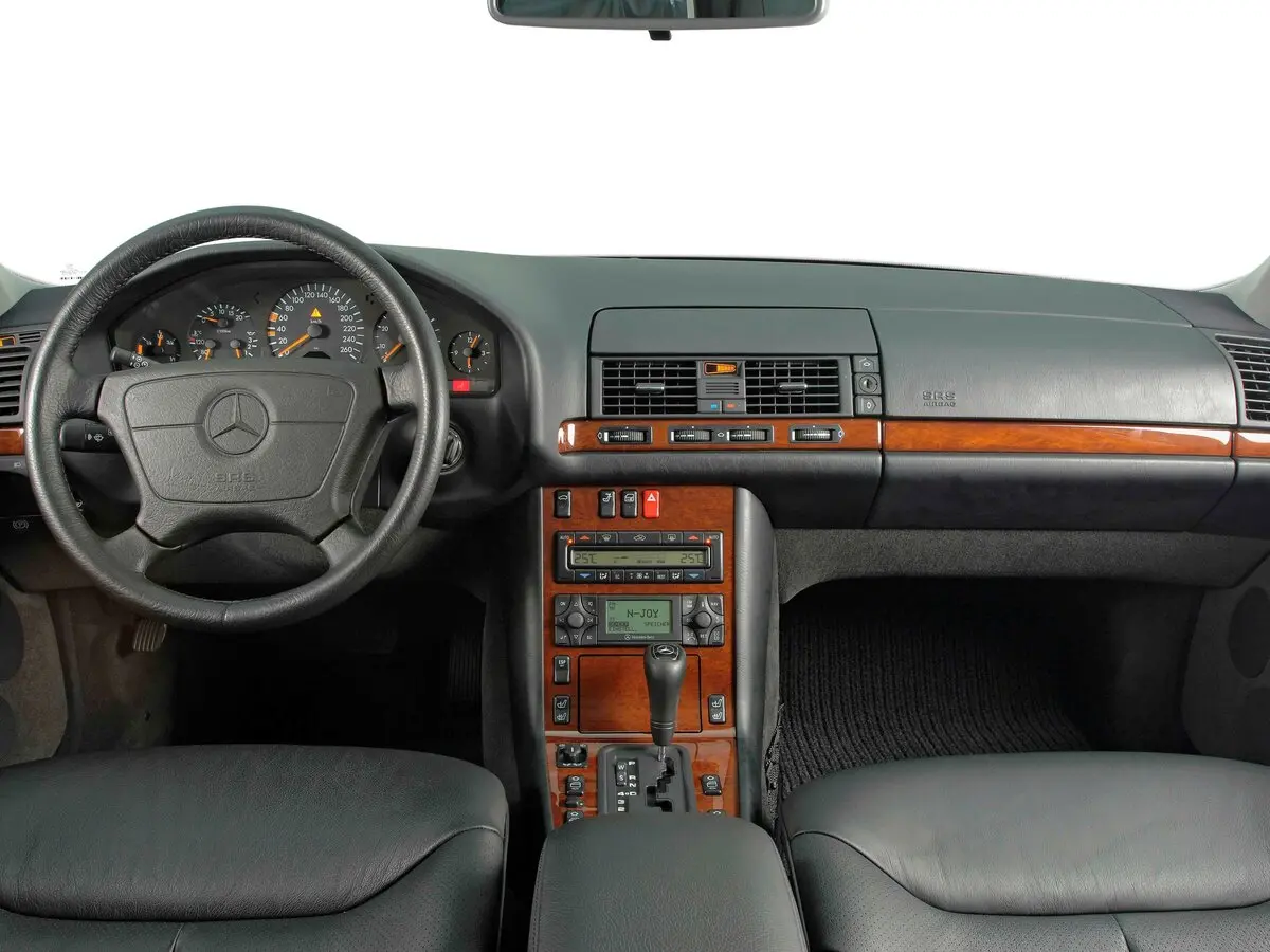Mercedes-Benz S-Класс III (W140) Рестайлинг Седан — фото 6