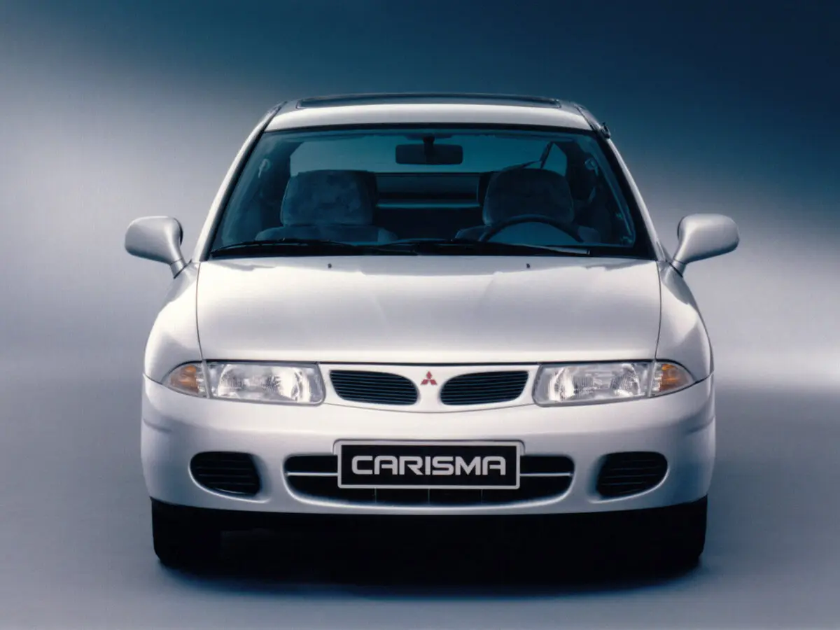 Mitsubishi Carisma I Седан — сүрөт 3