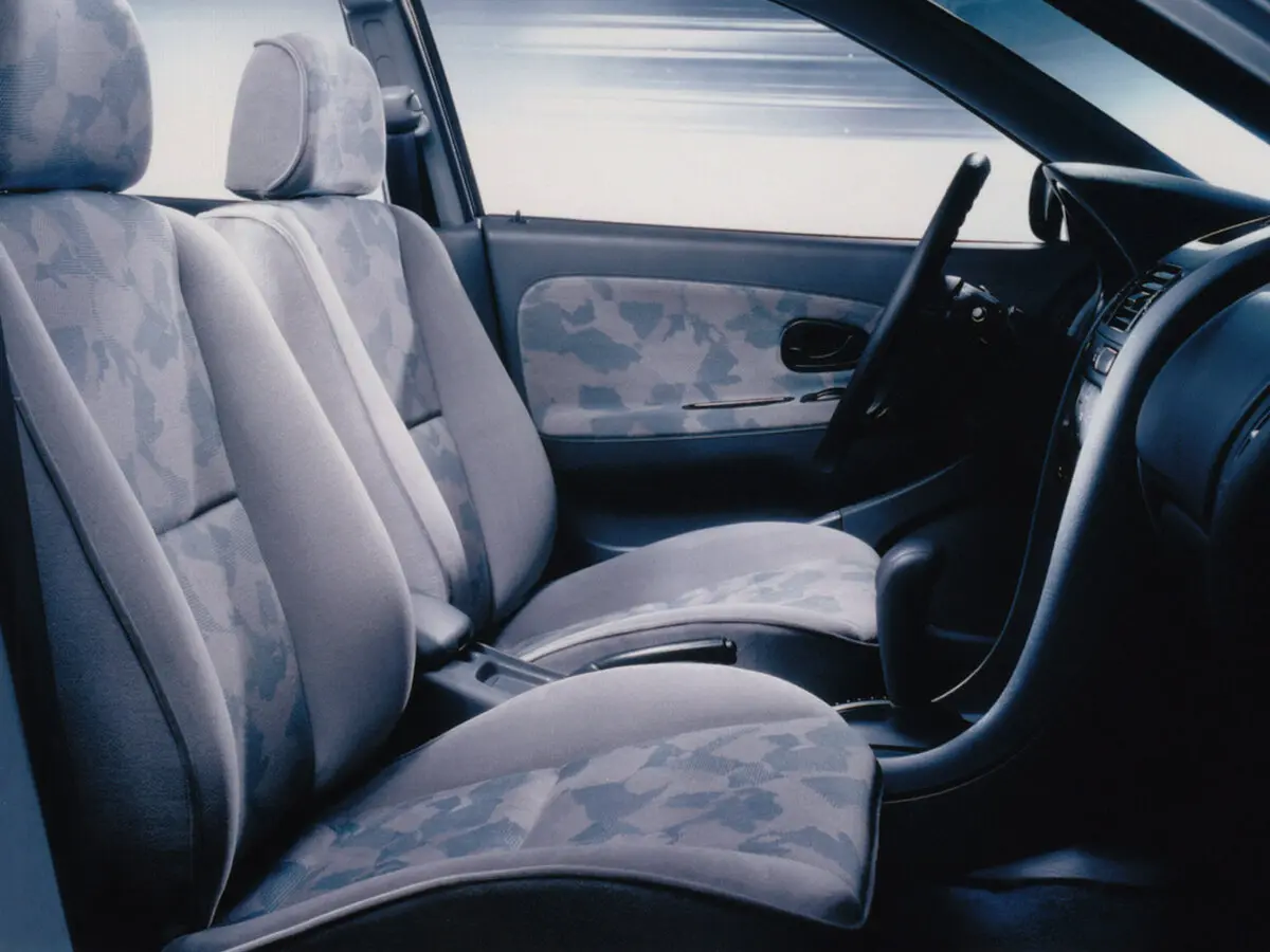 Mitsubishi Carisma I Седан — сүрөт 5