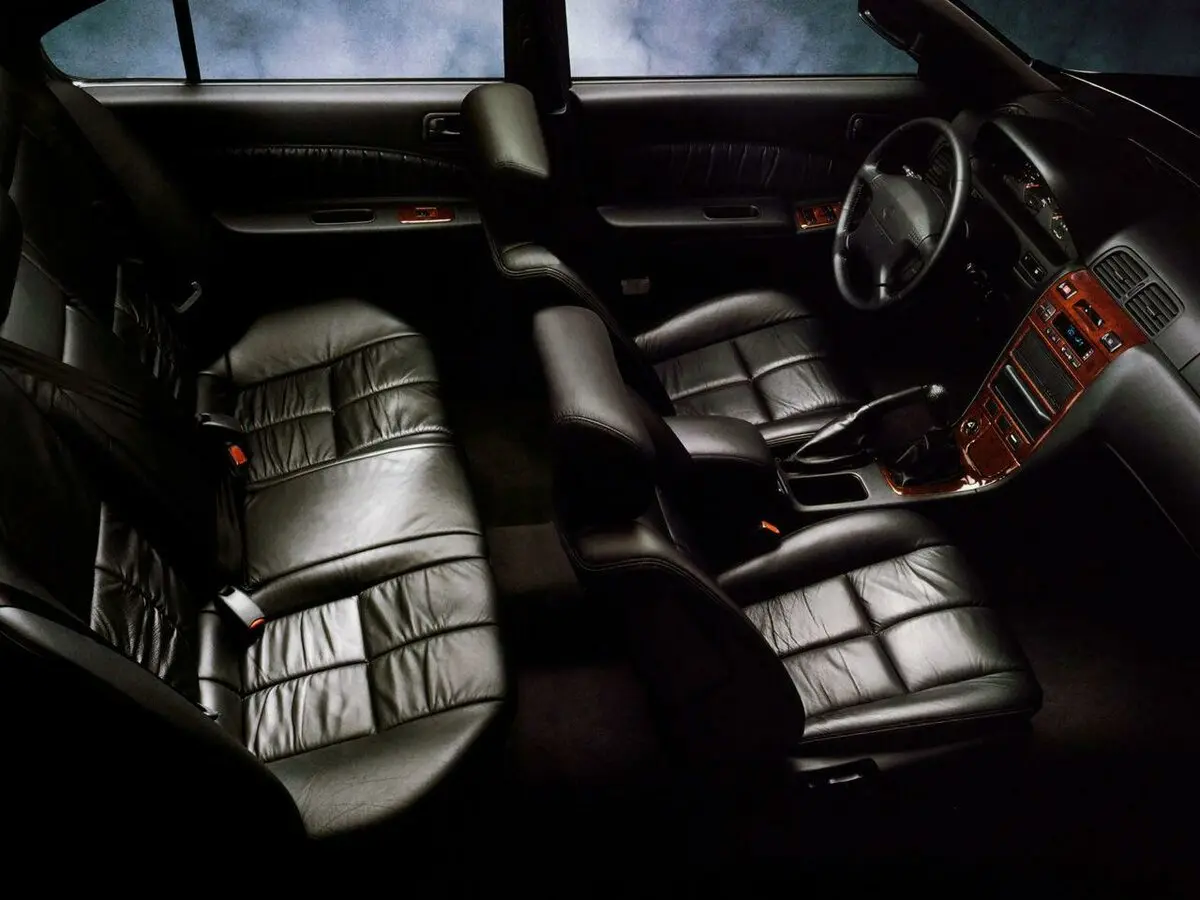 Nissan Maxima IV (A32) Седан — сүрөт 7