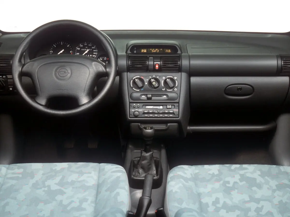 Opel Corsa B Хэтчбек 3 дв. — сүрөт 6