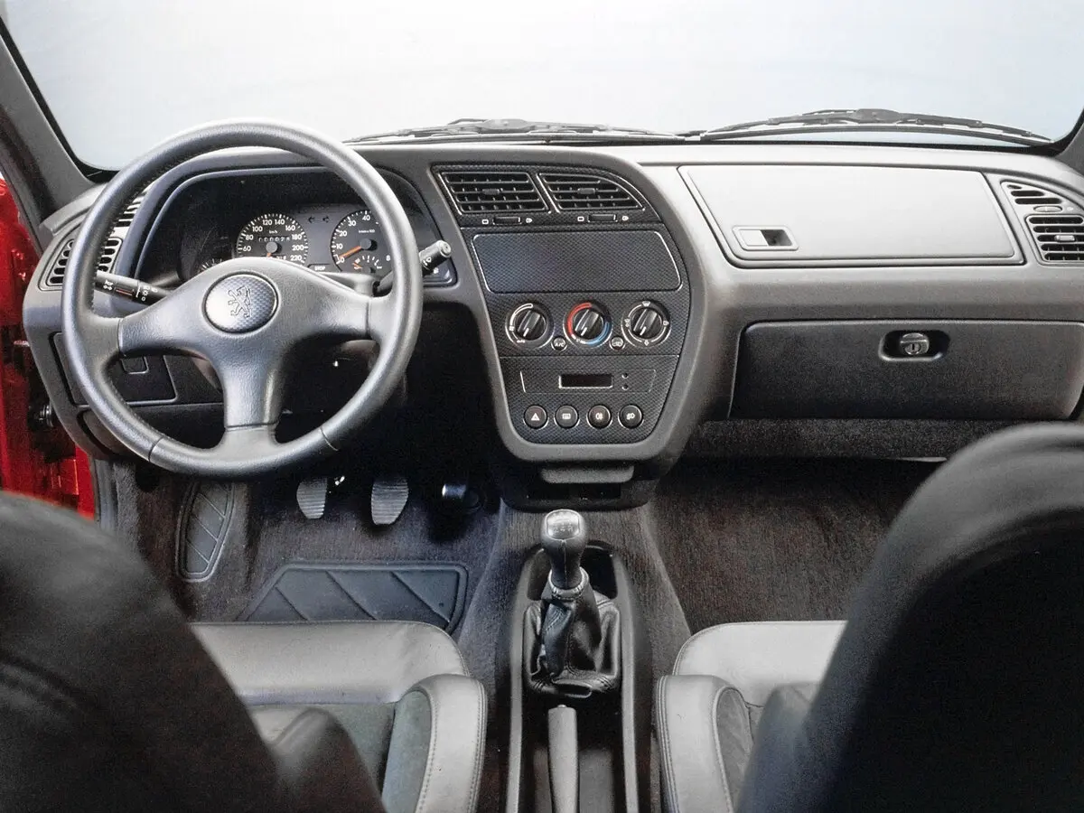 Peugeot 306 1993 – 2002 Хэтчбек 3 дв. — сүрөт 6