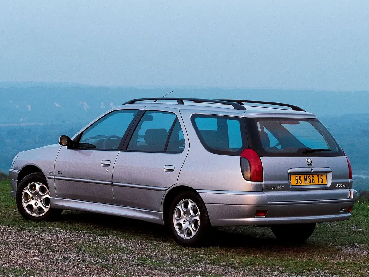 Peugeot 306 1993 – 2002 Универсал 5 дв. — сүрөт 5