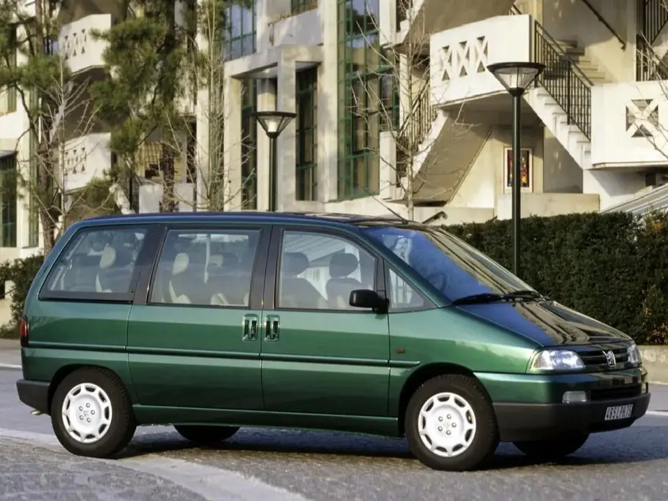 Peugeot 806 I Компактвэн — photo 3