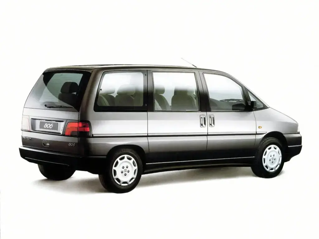 Peugeot 806 I Компактвэн — photo 6