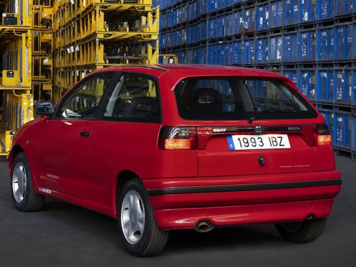 SEAT Ibiza II Хэтчбек 3 дв. — 照片 4