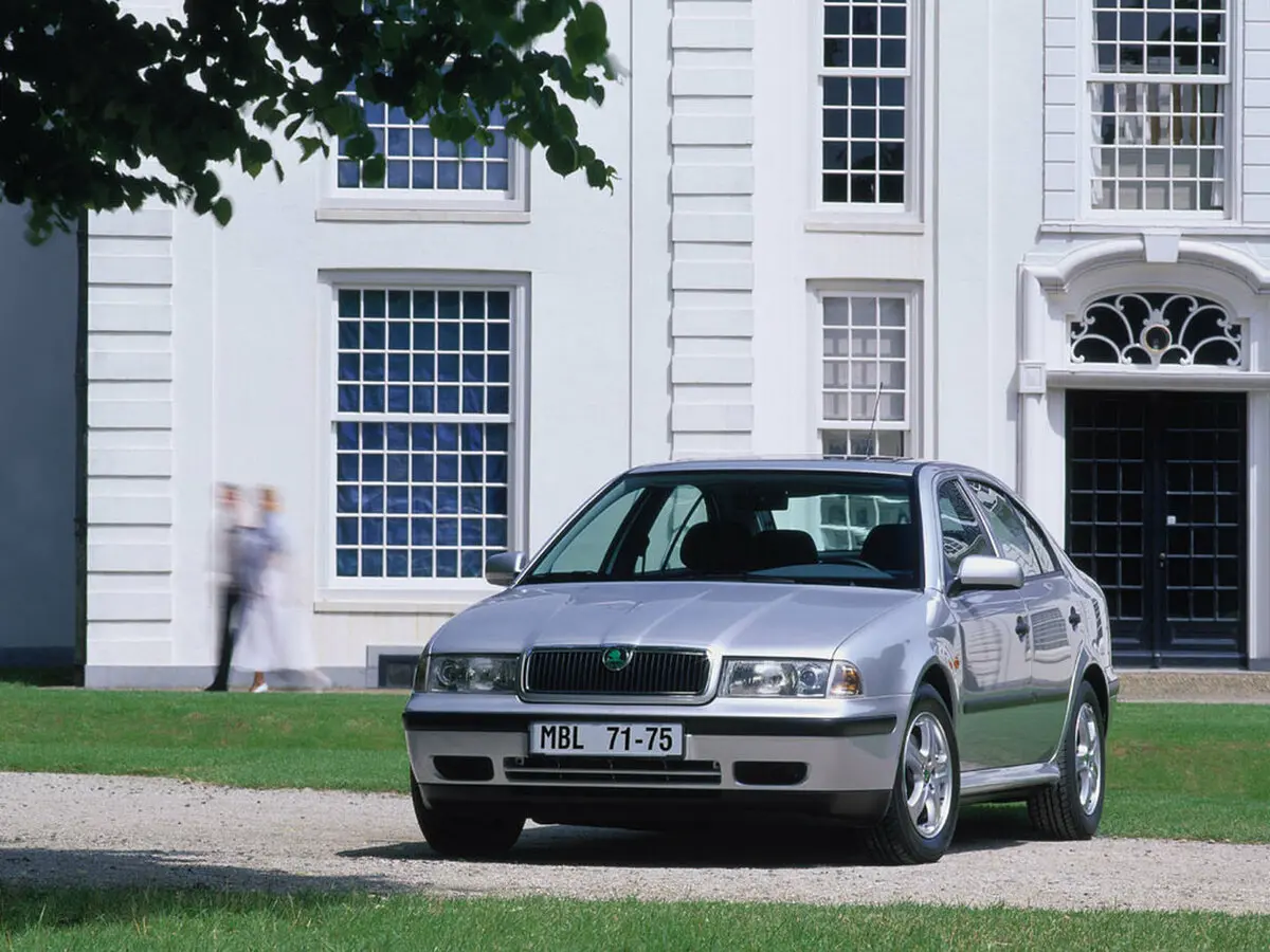 Skoda Octavia I (A4) Лифтбек
