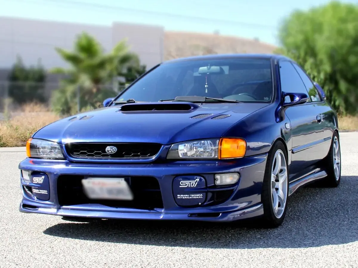 Subaru Impreza I Купе — фото 3