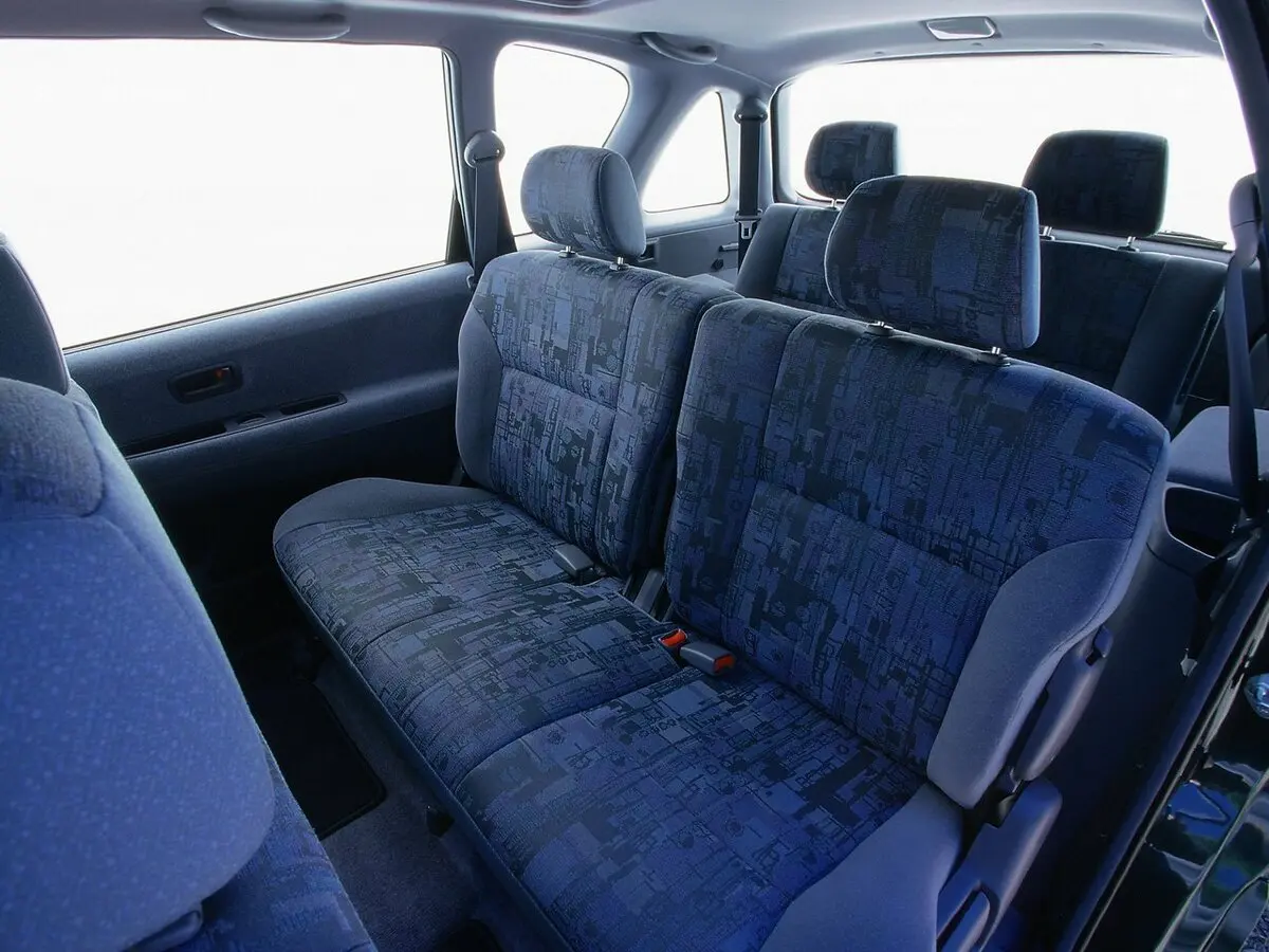 Toyota Picnic I Компактвэн — сүрөт 5