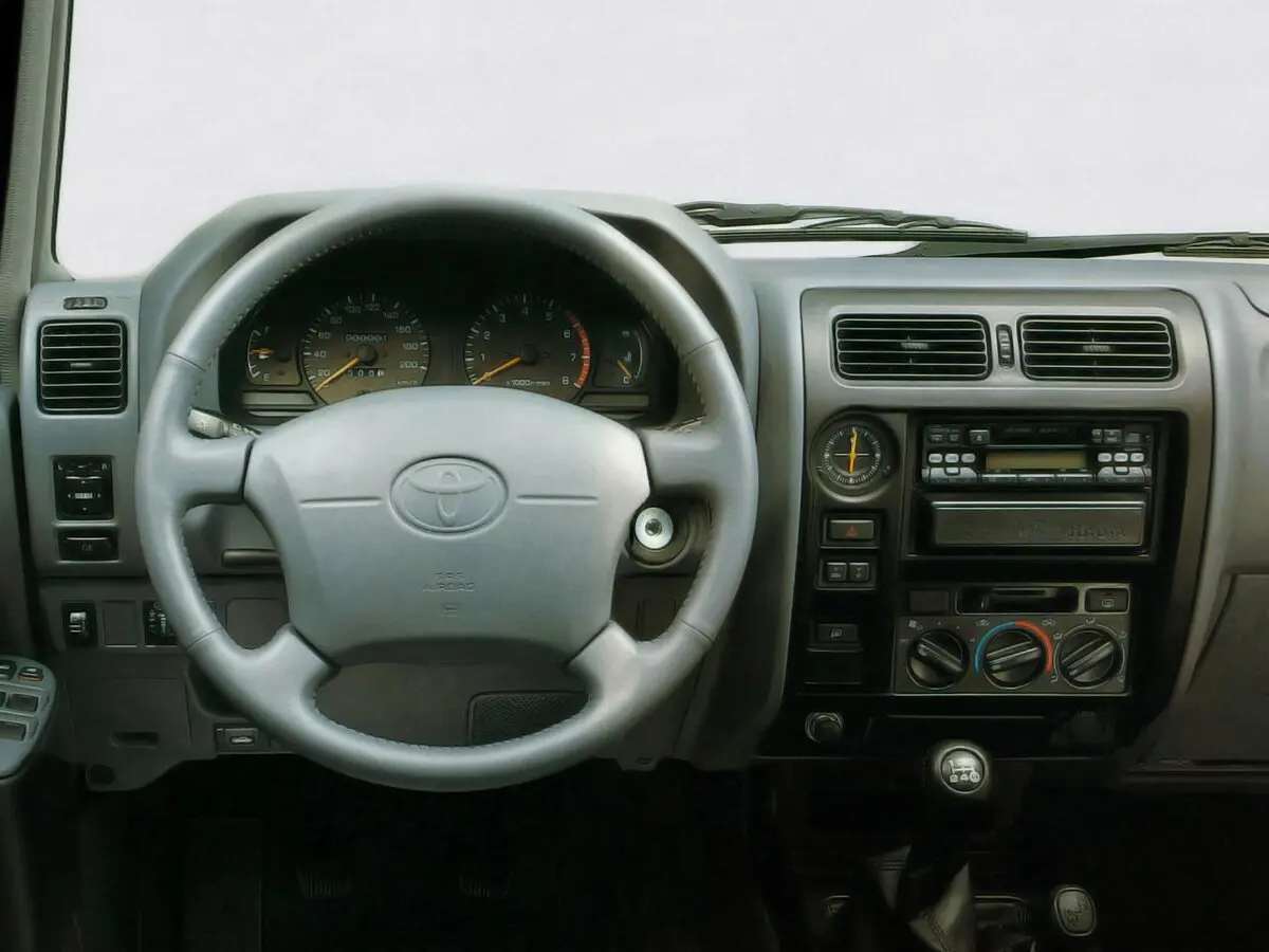 Toyota Land Cruiser Prado 90 Series Внедорожник 3 дв. — фото 5
