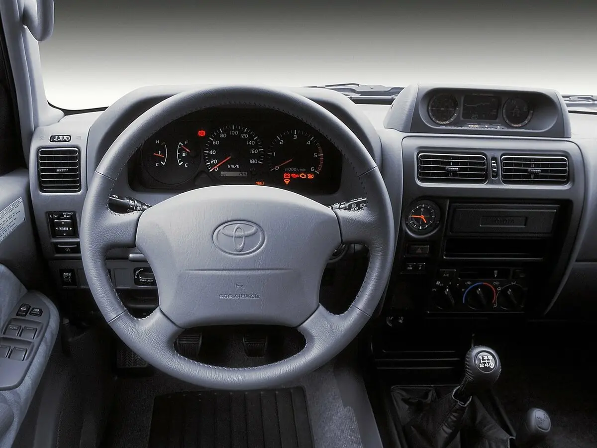 Toyota Land Cruiser Prado 90 Series Внедорожник 5 дв. — фото 7
