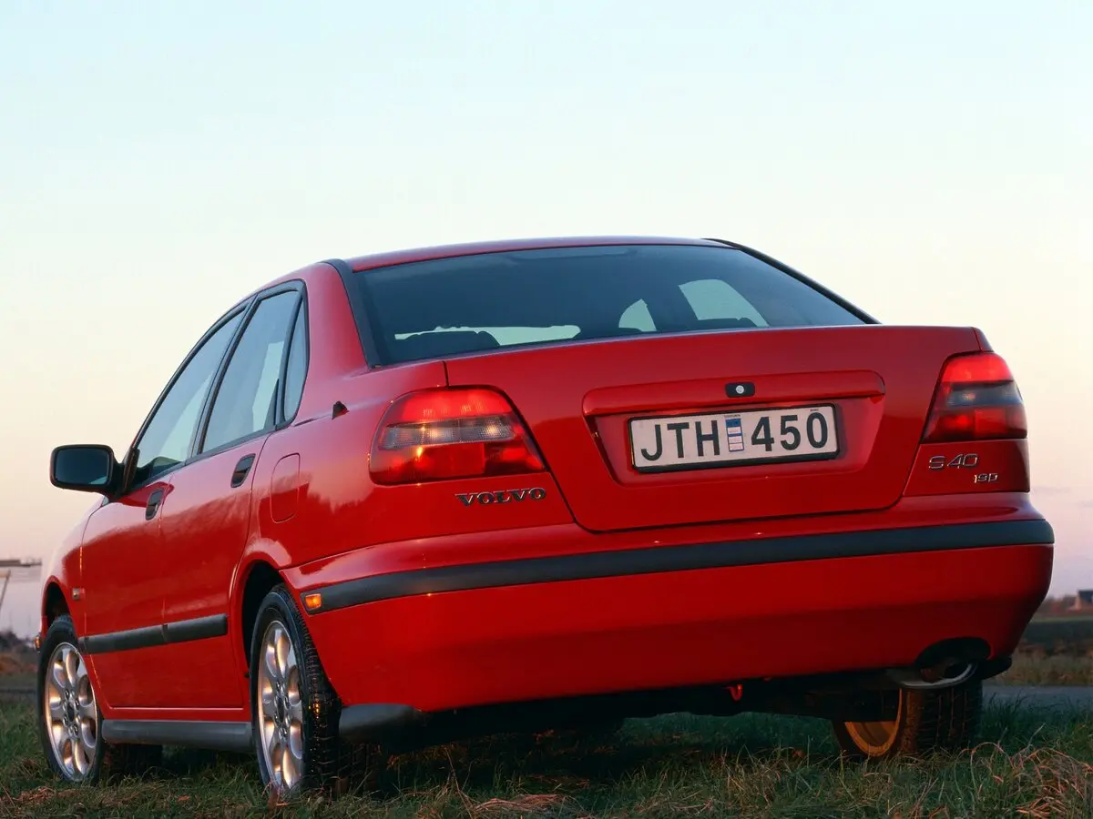 Volvo S40 I Седан — сүрөт 4