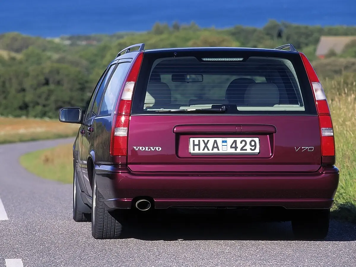 Volvo V70 I Универсал 5 дв. — 照片 4